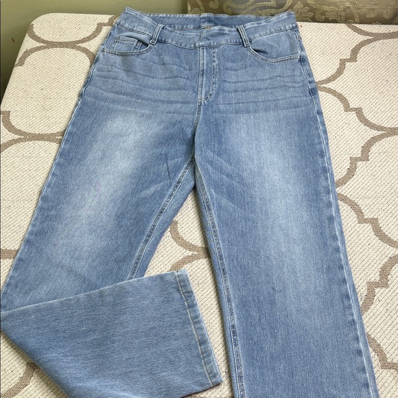 Halara Flex High Waisted Pockets Straight Leg Washed Casual Jeans , 02636266, LG - Picture 8 of 13